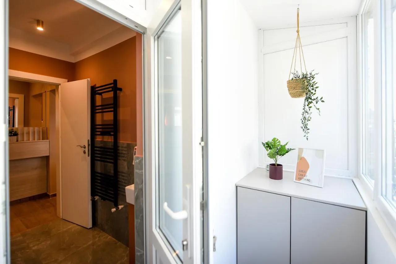 Sweet Blossom - Lovely 1Br Apt In The City Center Bucharest 0*,  Romania