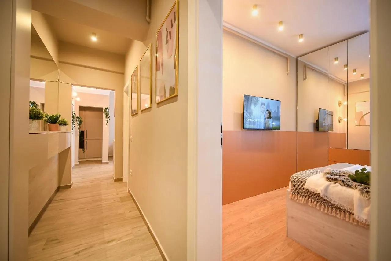 Apartment Sweet Blossom - Lovely 1Br Apt In The City Center Bucharest